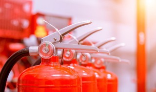 电脑起火采用哪些灭火器怎样使用 电脑用什么灭火