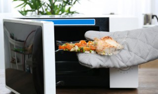 刚买回来的微波炉怎么用（刚买来的微波炉要怎么处理）