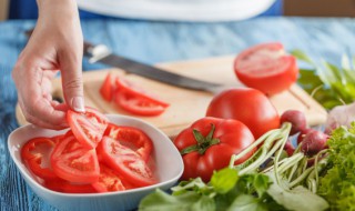 西红柿如何剥皮 西红柿怎么剥皮最快