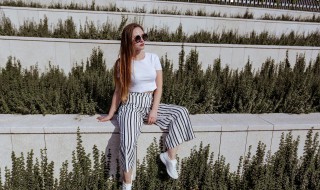 工装裤上的油渍怎么洗 裤子上的油渍