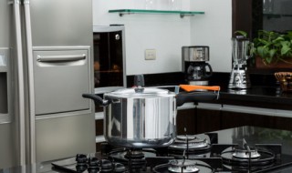 高压锅炖肉多长时间（高压锅炖肉多长时间可以炖烂）