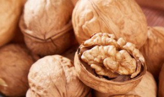 怎样除去核桃仁的衣膜（核桃仁怎么去除核衣?）