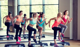 健身绳的用法有哪些 用健身绳怎么锻炼