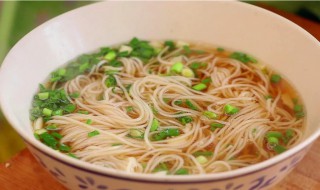 婴儿面条怎么煮好吃（婴儿煮面条怎么做好吃）