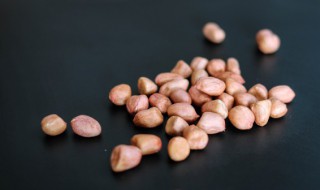 怎么做水煮花生（干花生怎么做水煮花生）