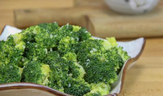 健身水煮西兰花怎么煮（健身西兰花怎么做好吃）