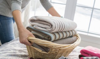 乳胶漆弄到衣服上怎么清洗 外墙乳胶漆弄到衣服上怎么清洗