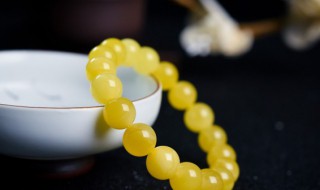 蜜蜡怎么清洗（蜜蜡脱毛后的蜜蜡怎么清洗）