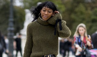 毛领子怎么清洗变篷松(毛领子洗后变形怎么办)