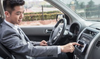 无证驾驶车被扣了怎么提车（无证驾驶扣车车主怎么拿车）