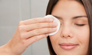 掌握正确卸妆技巧的8大秘诀 最好的卸妆方法