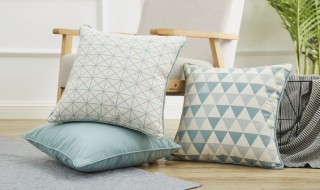 如何去除枕头上的发黄霉斑 枕头发黄发霉怎么办