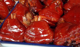 猪蹄怎么煮才好吃（怎么煮猪蹄好吃又简单窍门）