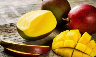 没熟的青芒果怎么保存（青芒果怎样储藏才能成熟）