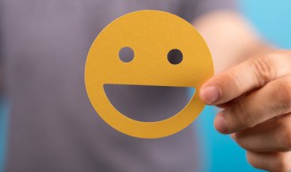 四月文案正能量（四月文案励志）