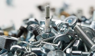 螺丝生锈了快速除锈方法（螺丝生锈了快速除锈方法不能有油）