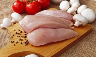 炖鸡汤之前怎样把鸡肉处理一下（炖鸡汤后肉怎么处理）
