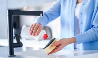 不锈钢锅糊锅怎么处理（不锈钢不粘锅糊锅了怎么处理）