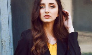 聚酯纤维是什么洗涤方法呢（聚酯纤维的洗涤与注意事项）