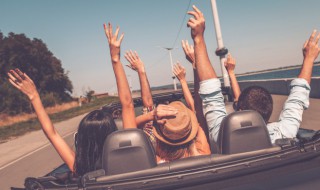 青春原本指四季中哪个季节（青春原本是指四季中的）