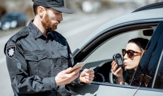 饮酒后驾驶营运车辆怎么处罚(饮酒后驾驶营运车辆如何处罚)