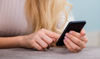 苹果手机照片怎么拼图 苹果手机照片怎么拼图合成一张视频