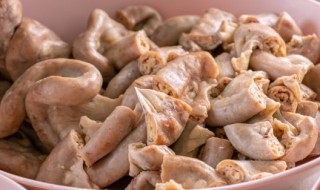 红烧肥肠做法(四川红烧肥肠做法)