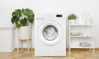 新买的衣服要洗一下再穿吗（新买的衣服需要洗完再穿吗）