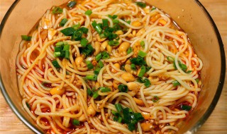 筱面条怎么吃(面条秳咋吃)