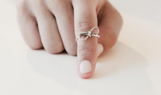 钻石怎么鉴定真假(如何鉴定钻石的真假?)