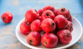 山楂红烧肉的做法（山楂红烧肉的做法 最正宗的做法）