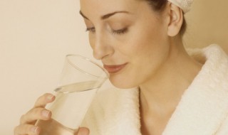 用什么容器烧水最健康（用什么容器烧水喝最健康?）