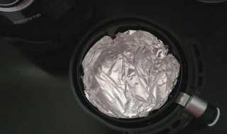 空气炸锅用锡纸还是铝箔纸 空气炸锅用锡纸还是吸油纸