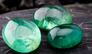 缅甸翡翠原石怎么那么便宜 缅甸的翡翠原石便宜吗