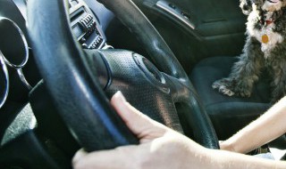 刹车系统工作原理是什么（刹车的工作原理）