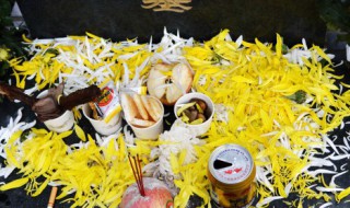 适合清明节发的句子（适合清明节发的句子缅怀先烈）