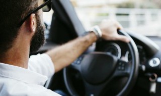 冬天开车开空调费油吗 冬天开车开空调费油吗?