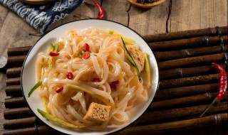 凉皮汤的制作方法 凉皮汤的做法及配方