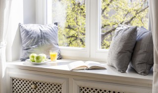 在雨季门窗如何保养 雨季要不要开窗户