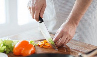 啤酒烤鸭的制作方法 啤酒烤鸭的做法 最正宗的做法窍门