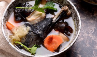 炖乌鸡需要焯水吗（炖乌鸡要焯水吗?）