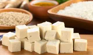 红烧肉炖豆腐的做法 红烧肉炖豆腐家常做法