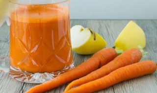 苹果胡萝卜汁要煮熟吗 胡萝卜苹果汁需要煮熟吗