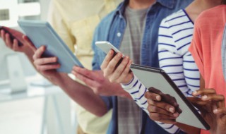 群名字搞笑逗比点的5个人的群 群名字搞笑逗比点的三个人