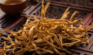 烫过的黄花菜冷冻后可以吃吗（新鲜黄花菜烫一下能吃吗）