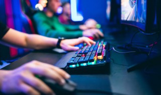 好听干净的情侣游戏名字 简单干净的游戏情侣名字