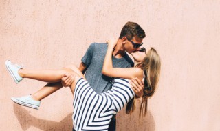 很宠很宠的情侣网名（很宠很宠的情侣网名二字）