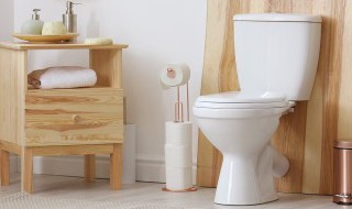 卫生间下水管堵塞怎么疏通(卫生间下水管堵了怎么通)