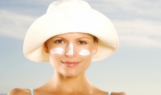 白帽子汗渍发黄怎么洗 白帽子汗渍发黄怎么洗最有效