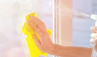 怎么洗玻璃又快又干净 玻璃怎么样擦的又干净又快?小妙招